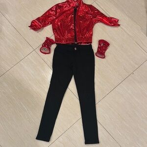 Kids costume with gloves